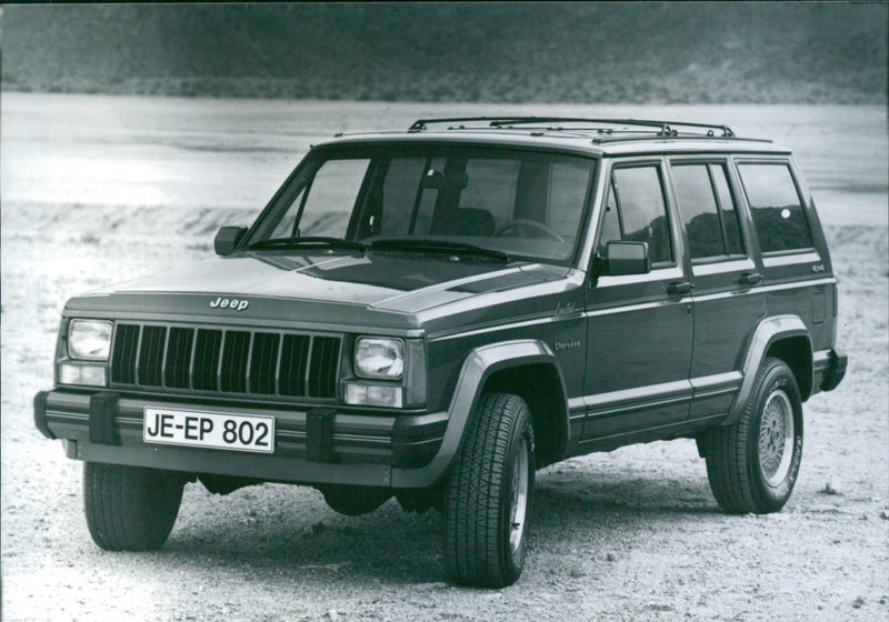 1988 Jeep Cherokee limited - Vintage Photograph