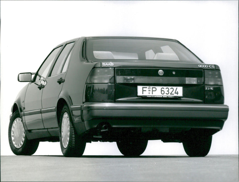 1992 Saab 9000 CS 2.3-16 - Vintage Photograph