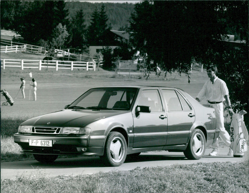 1992 Saab 9000 CS 2.3 Turbo S - Vintage Photograph