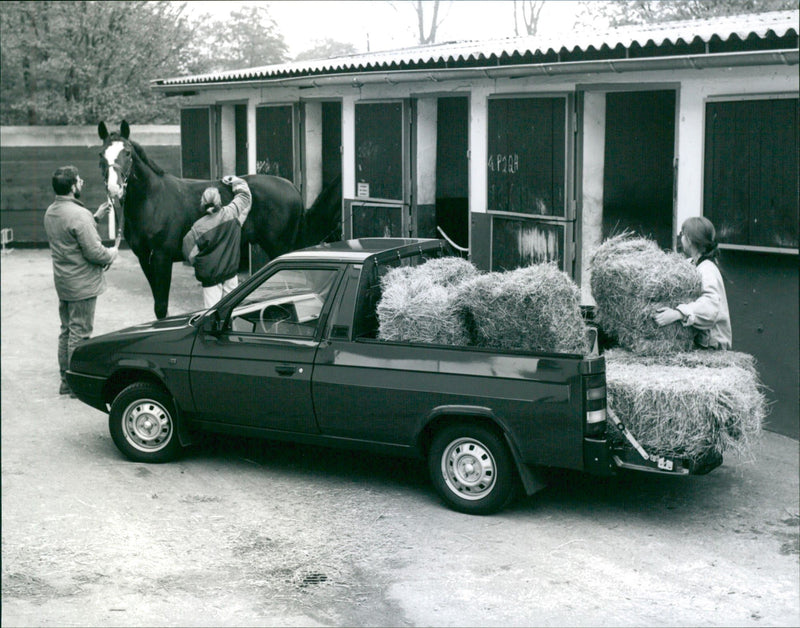 Skoda pick-up - Vintage Photograph