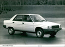Renault 9 C - Vintage Photograph
