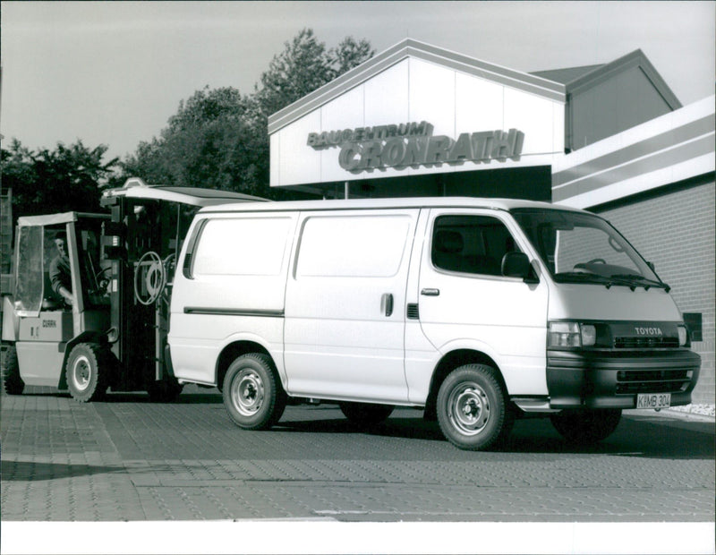 Toyota HiAce - Vintage Photograph