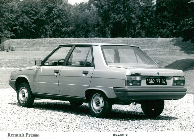 Renault 9 TC - Vintage Photograph