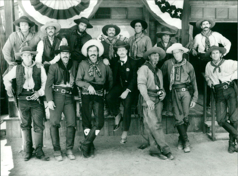 Darstellerteam von "Tombstone" - Vintage Photograph