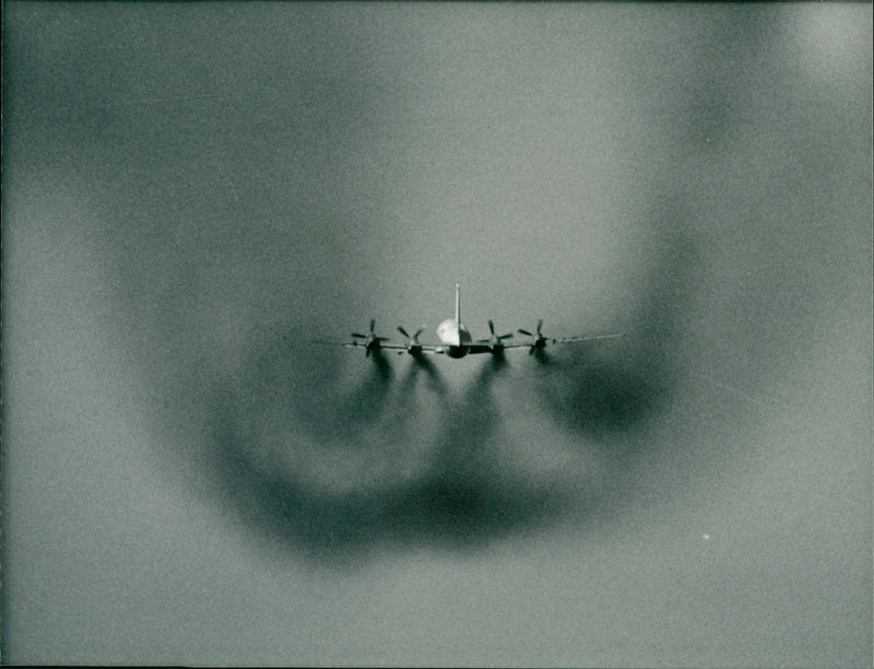 Flugzeug - Vintage Photograph