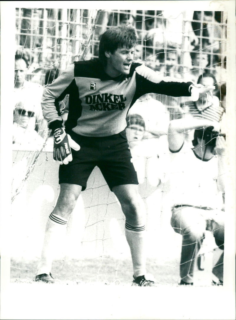 Fußballtorwart Helmut Roleder - Vintage Photograph