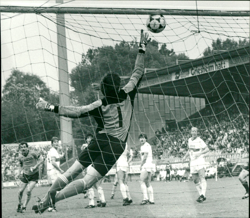 Helmut Roleder in the game against Darmstadt 98 - Vintage Photograph