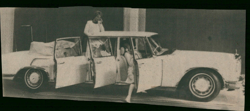 Mercedes-Benz 600 - Vintage Photograph