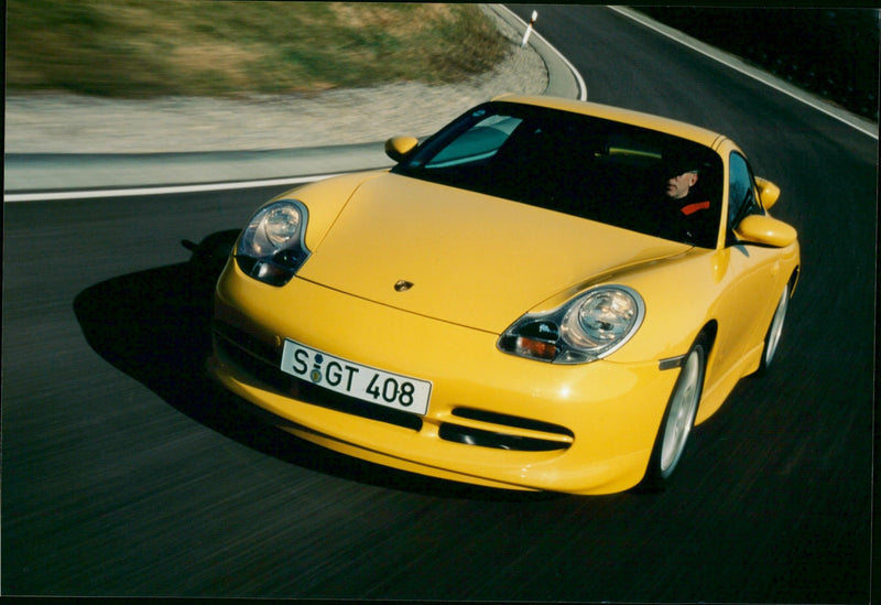 Porsche 911 GT3, model year 1999 - Vintage Photograph