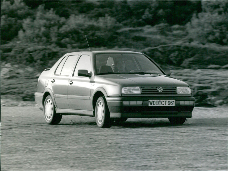 1992 EIN FRONTANTRIEBSFAHRWERK FAHRWERK DER VENTO - Vintage Photograph