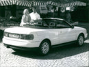 1993 INTERNATIONAL - Vintage Photograph