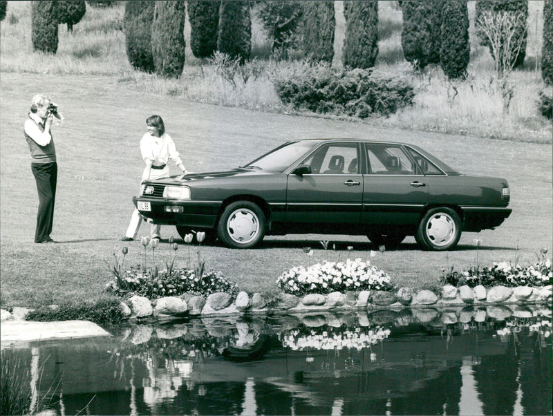 1985 MODELLJAHR - Vintage Photograph