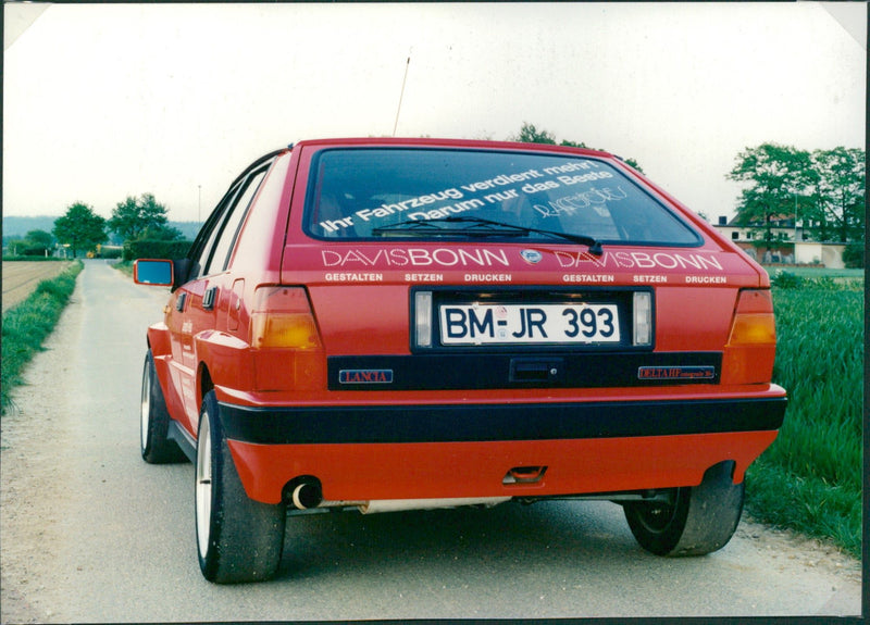 DARUM NUR DAS BESTE DAVISBONN SETZEN DRUCKEN IHR FAHRZEUG VERDIENT - Vintage Photograph