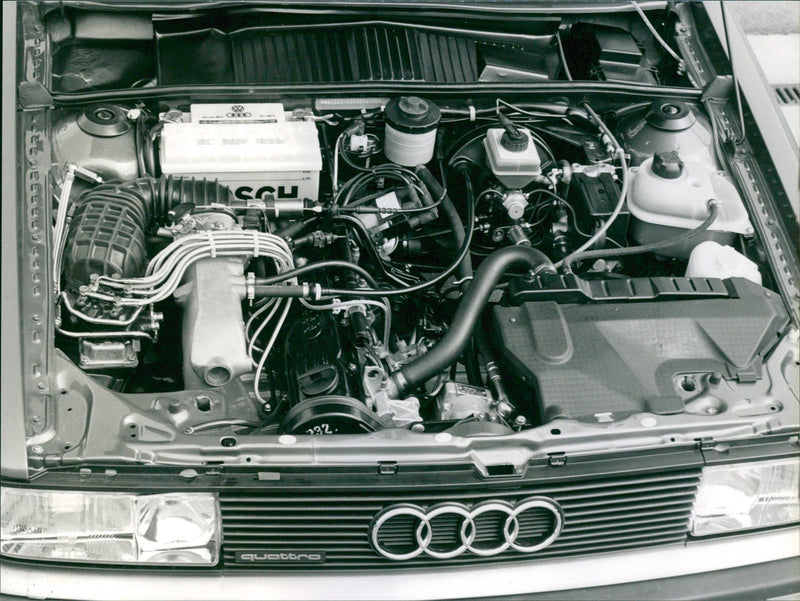 1985 NISOU GUATTRO MODELLJAHR - Vintage Photograph