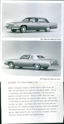 1977 OPERA POPULAR WELL - Vintage Photograph