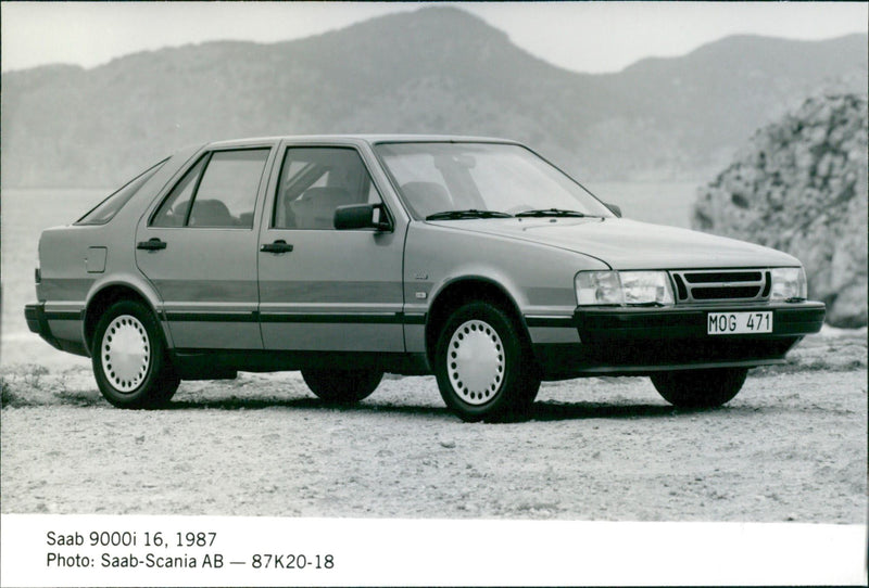 MOG i 16 , Photo : - Scania AB - 87K20-18 - Vintage Photograph