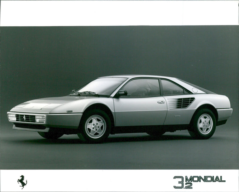 3 MONDIAL 328 GTB - Vintage Photograph