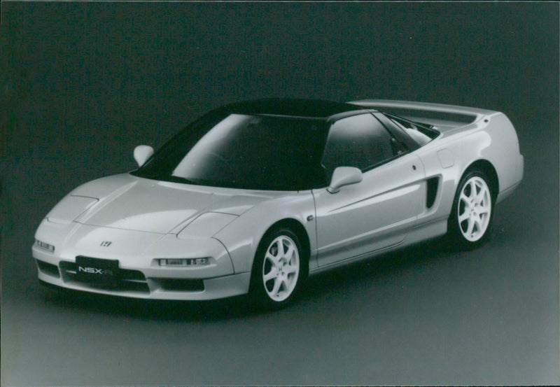 KSN
NSX - R
GIRLINO - Vintage Photograph