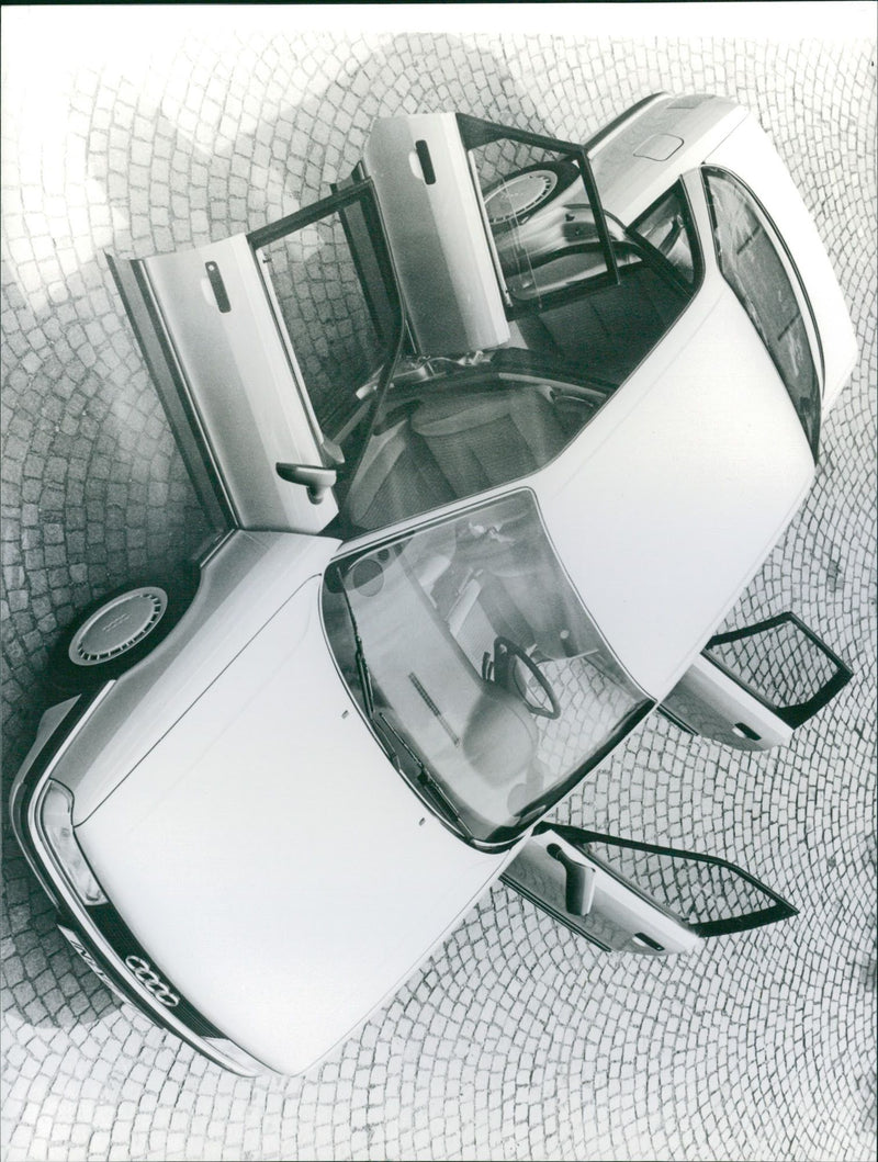 1987 TECHNIKACO - Vintage Photograph