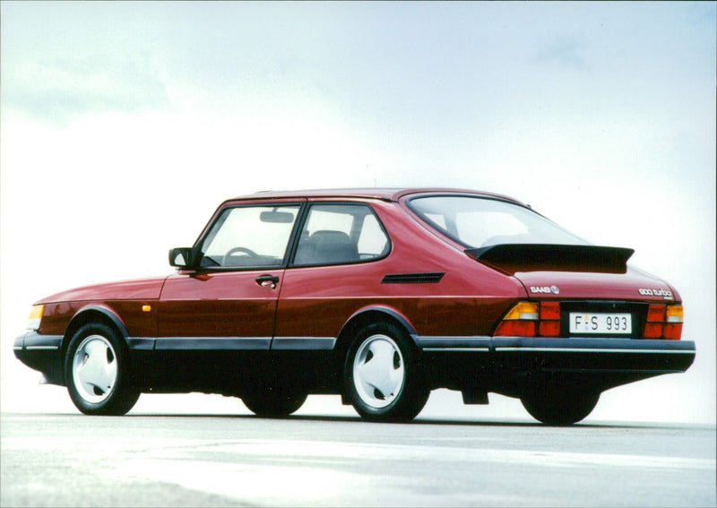 900 wido F : S 993 TURBO 165 MODELLJAHR FOTO : 900 - Vintage Photograph