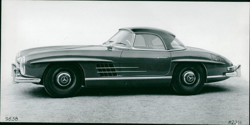 Mercedes 300 SL - Vintage Photograph