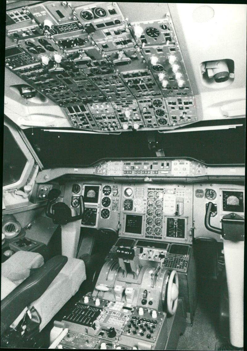 Airbus A310 - Vintage Photograph