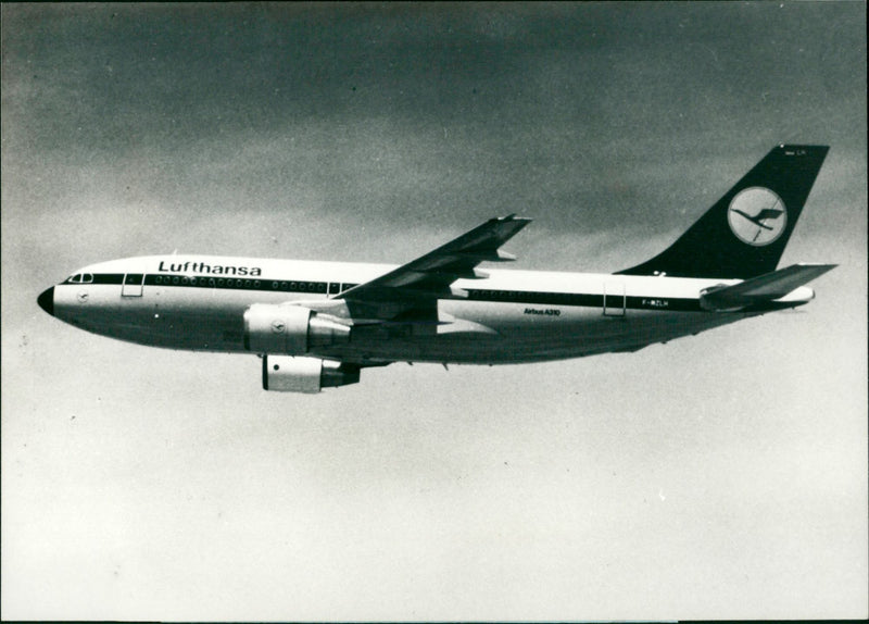 Airbus A310 - Vintage Photograph