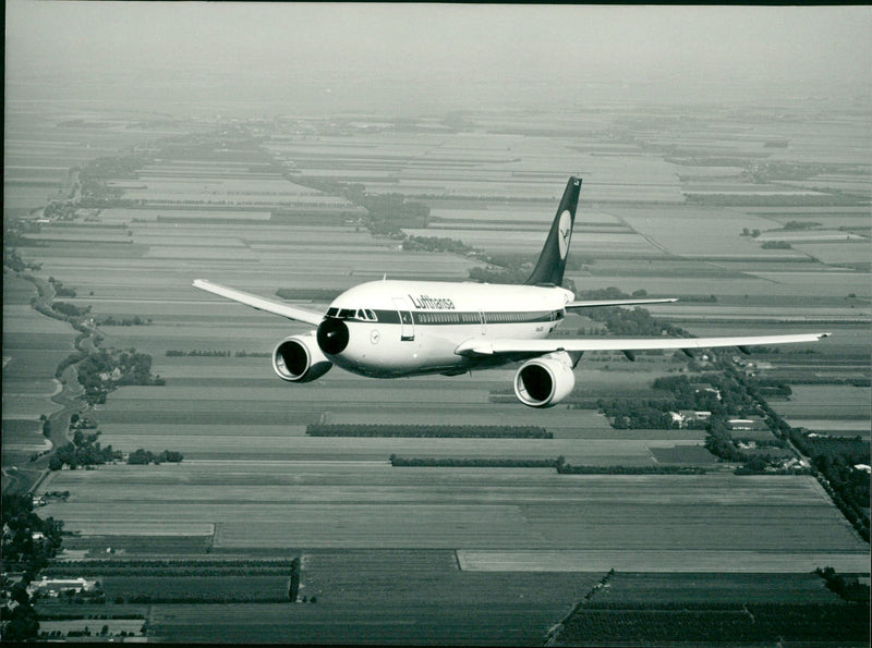 Airbus A310 - Vintage Photograph