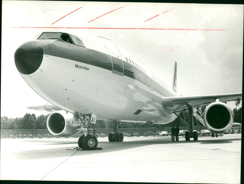 Airbus A300 B4 - Vintage Photograph