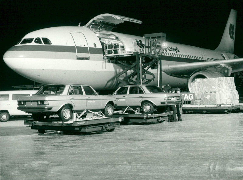 Airbus A300 C4 - Vintage Photograph