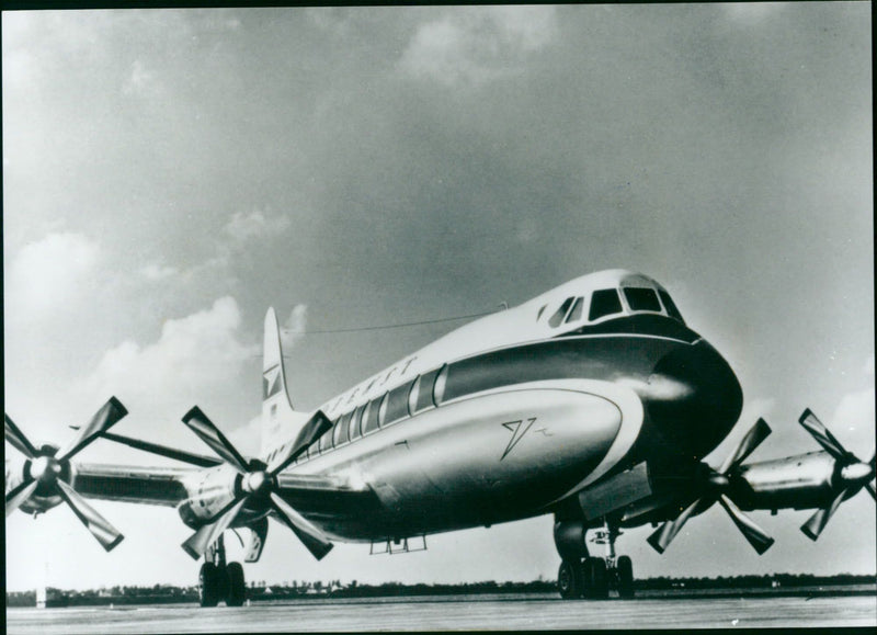 Vickers Viscount 814 - Vintage Photograph