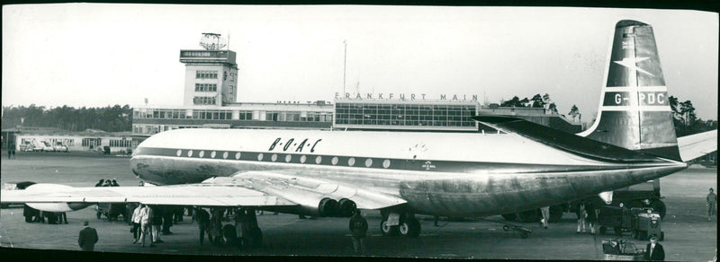 Komet IV - Vintage Photograph