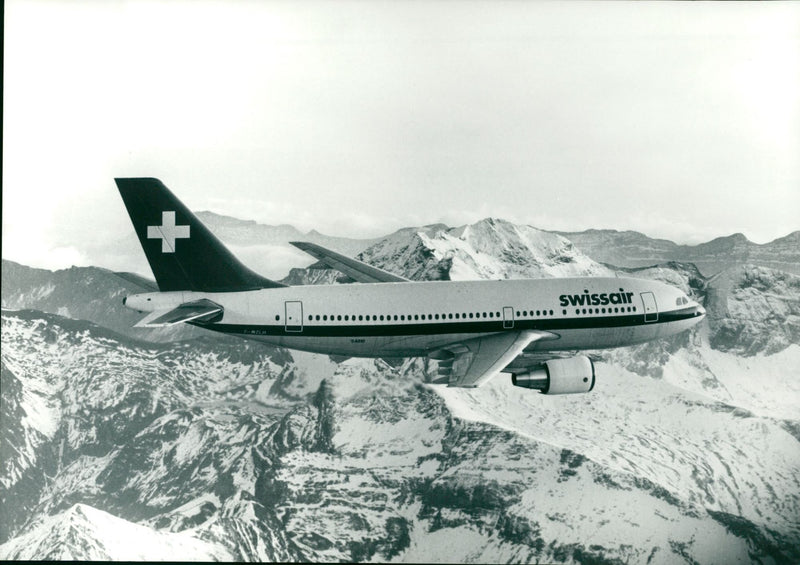 Airbus 310 - Vintage Photograph