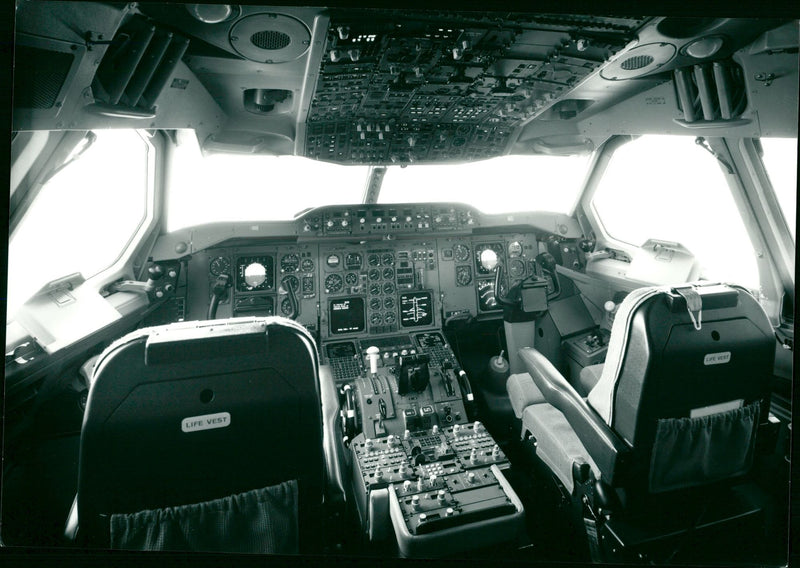 Airbus 310 - Vintage Photograph