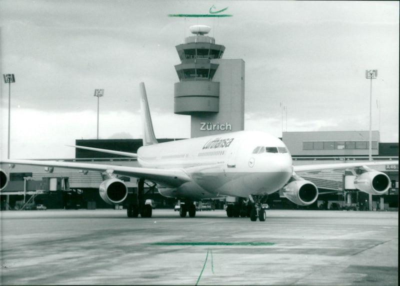 Airbus A340 - Vintage Photograph