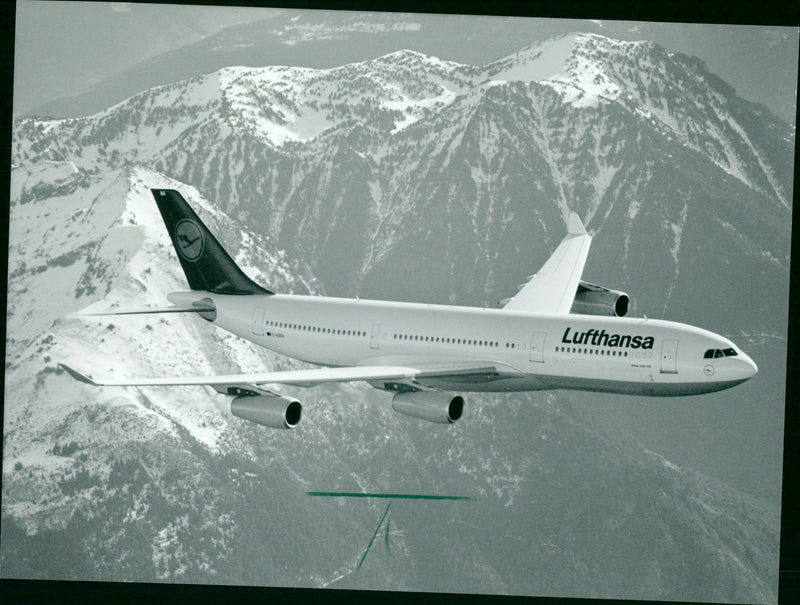 Airbus A340 - Vintage Photograph