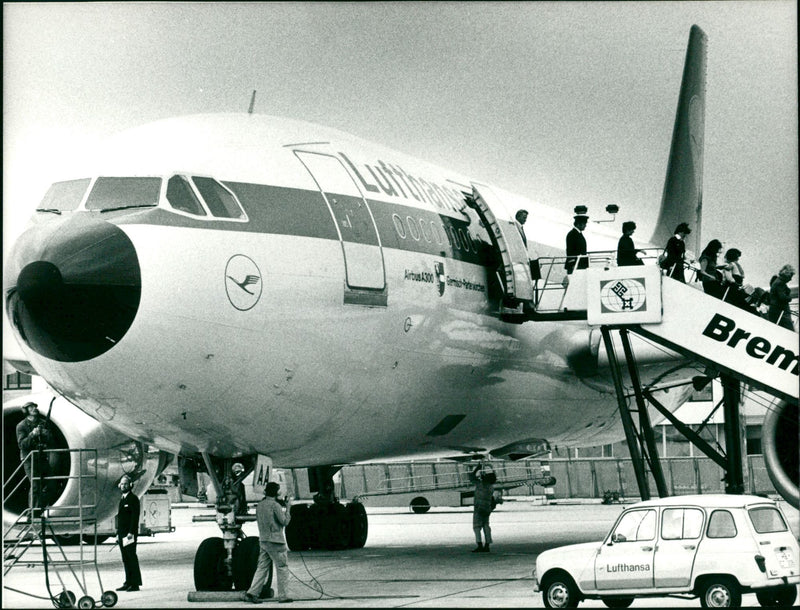 Airbus 300 - Vintage Photograph