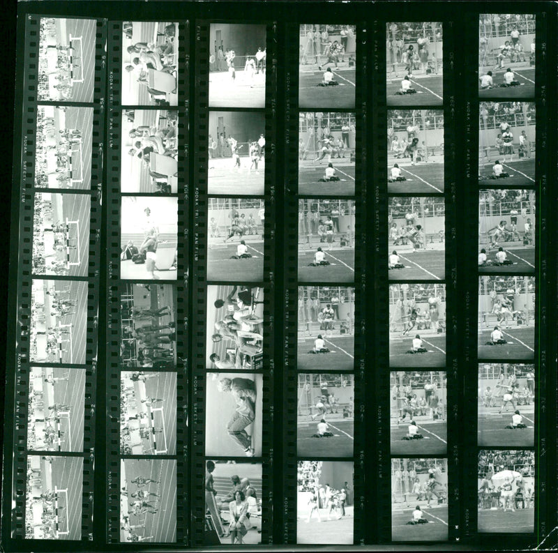 FILM MADE PARTS DOCUMENTARY FEAT - Vintage Photograph