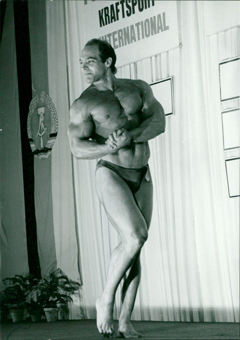 Sportfreund Rolinec beim Neubrandenburger Pokal-Turnier - Vintage Photograph