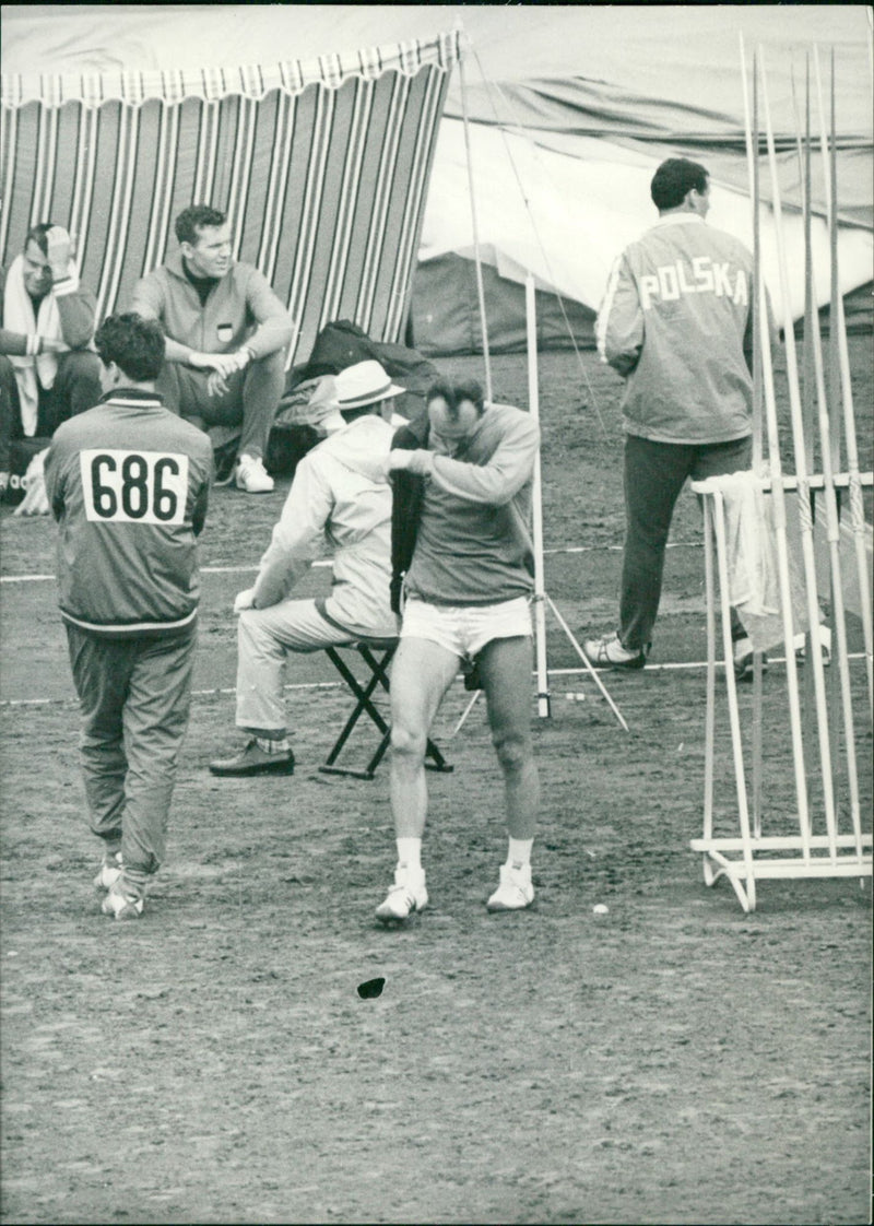 Javelin throwing competition at the 1964 Olympic Games - Vintage Photograph