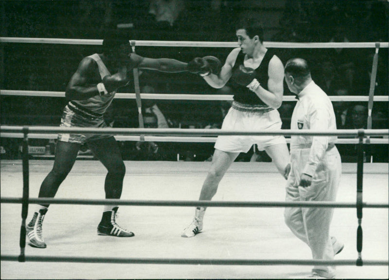 Boxing - Vintage Photograph