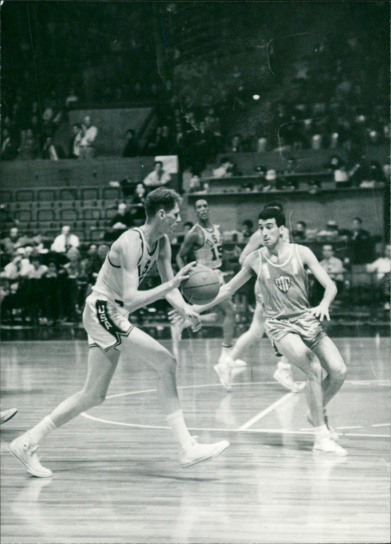 Olympia Tokyo - basketball - Vintage Photograph