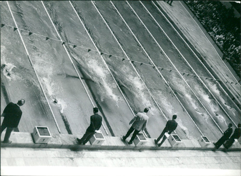 Olympia Tokyo 1964, swimming - Vintage Photograph