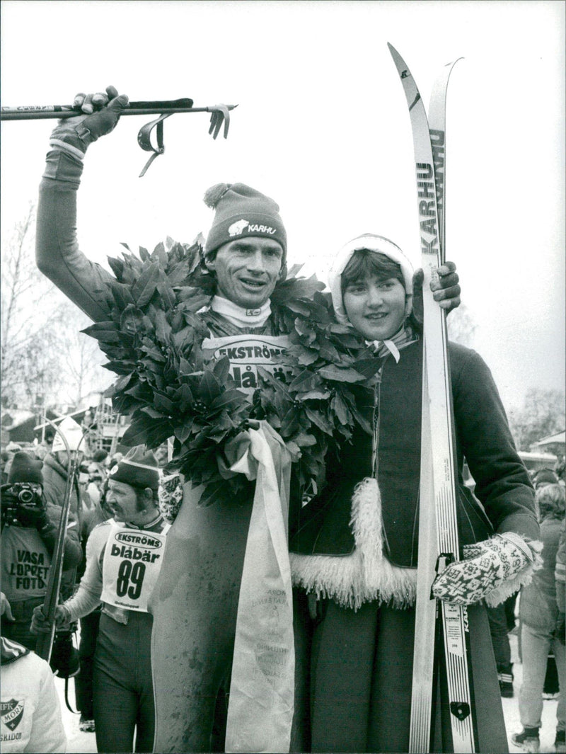 Sven-Åke Lundbäck and Kranskullen Åsa Norell - Vintage Photograph