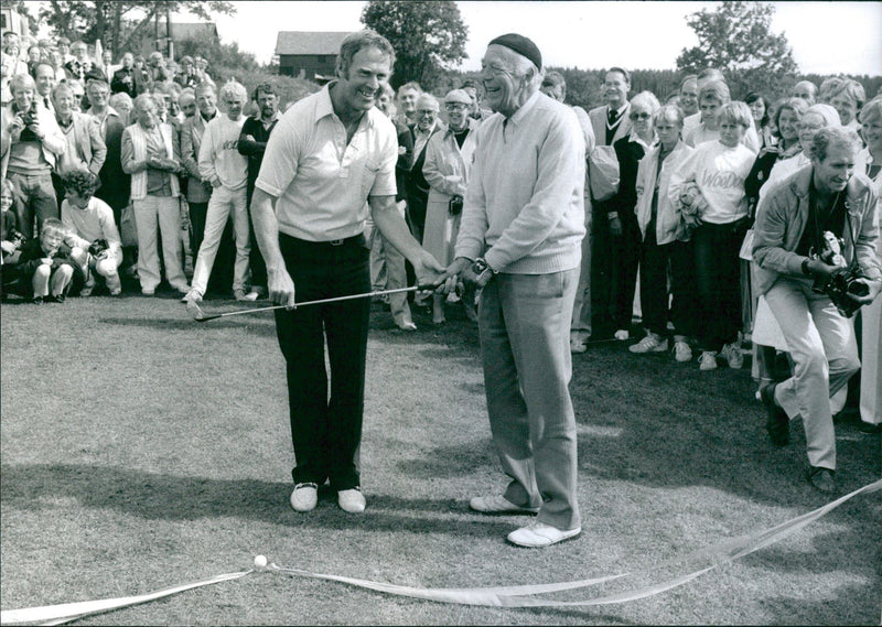 Sven Tumba and Prince Bertil inaugurate the new golf course - Vintage Photograph