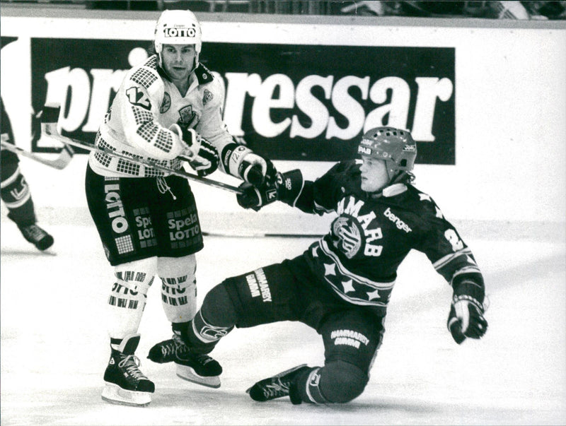 Mats Ulander ice hockey - Vintage Photograph