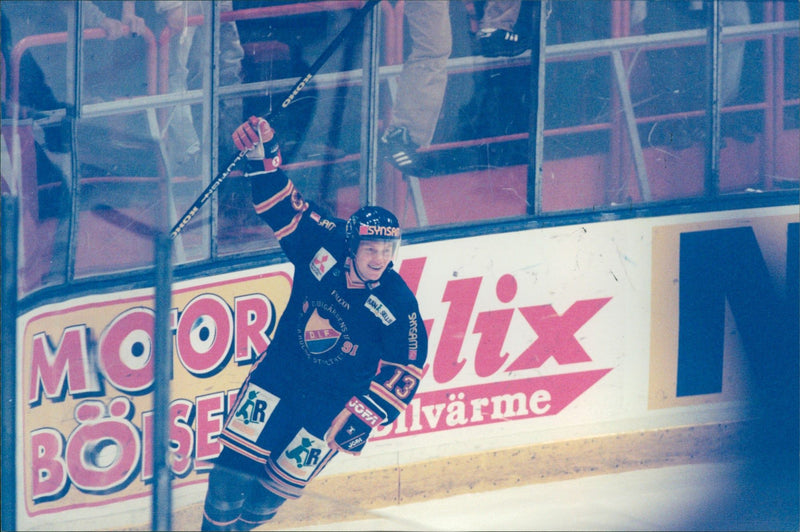 Mats Sundin ice hockey - Vintage Photograph