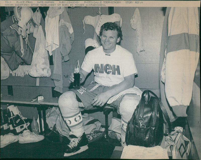 Håkan Södergren ice hockey - Vintage Photograph