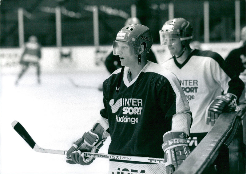 Håkan Södergren ice hockey - Vintage Photograph