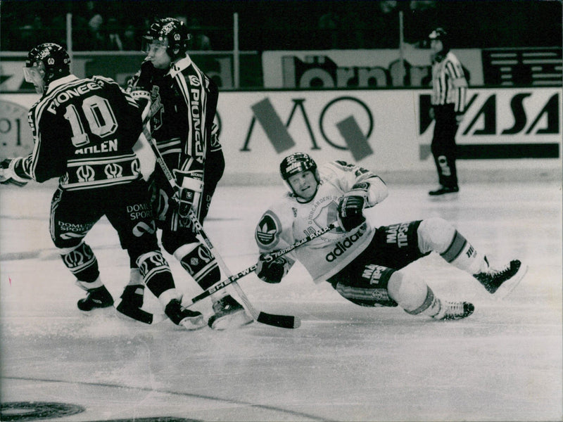 Håkan Södergren ice hockey - Vintage Photograph